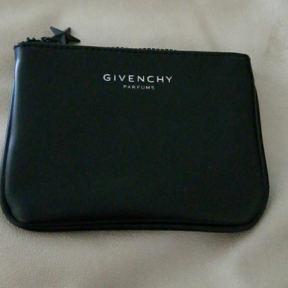 Givenchy small coin/card bag